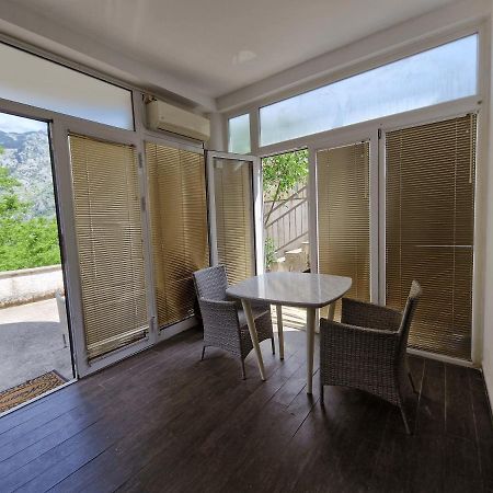 Apartments Vista Muo โกตอร์ ภายนอก รูปภาพ
